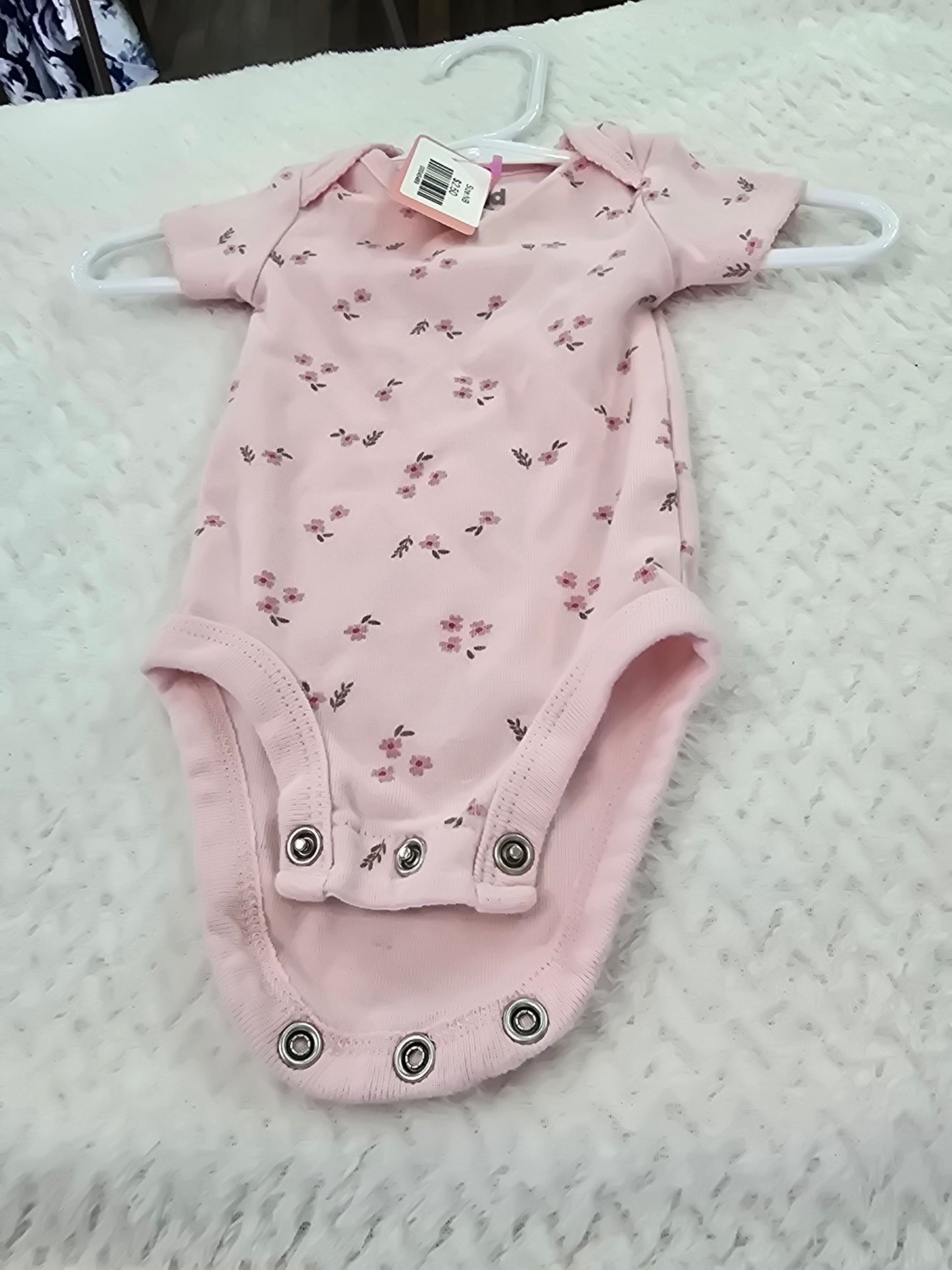 Girl newborn