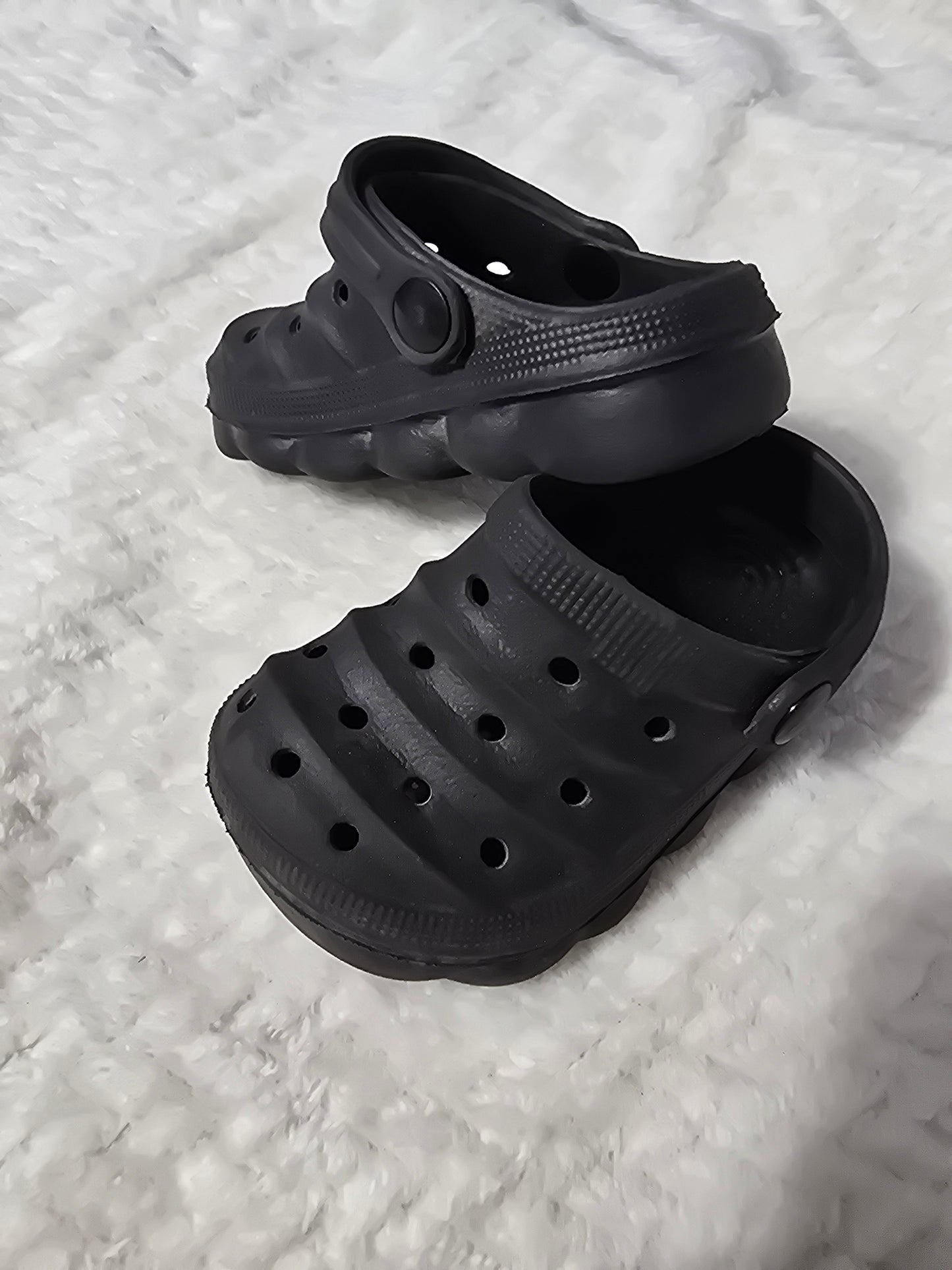 Boy shoe size 4