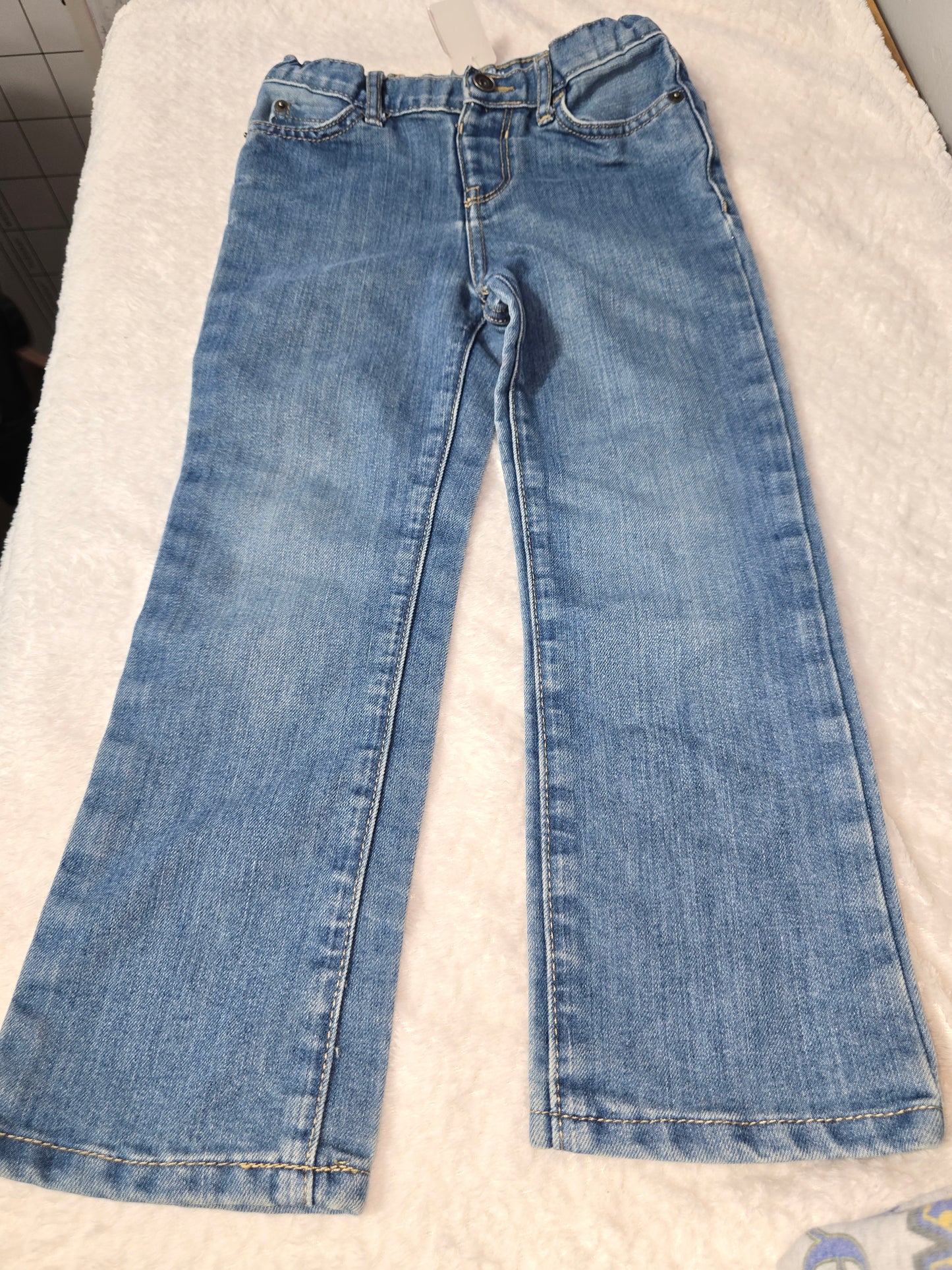 Girl size 5