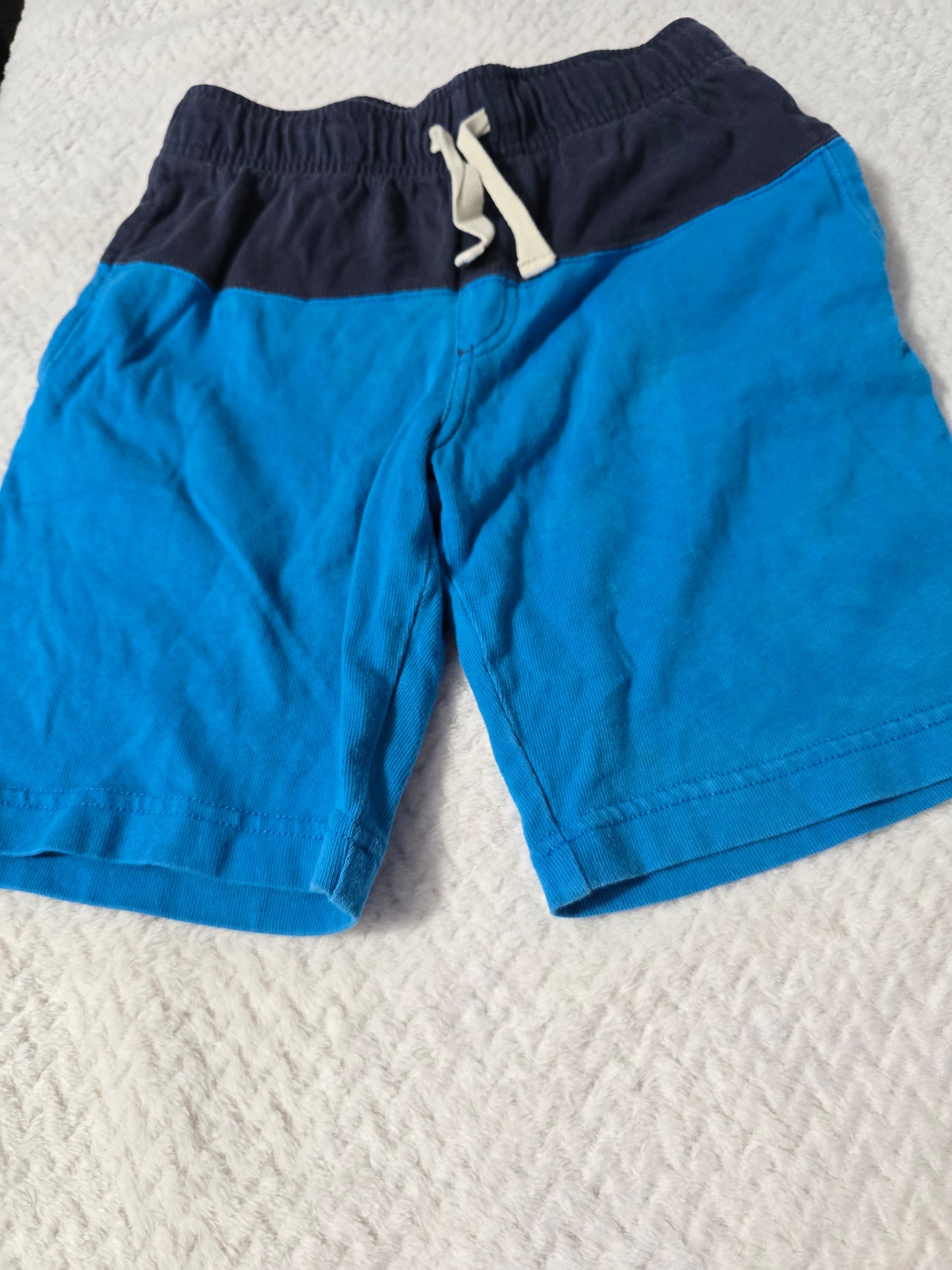 Boy size 8
