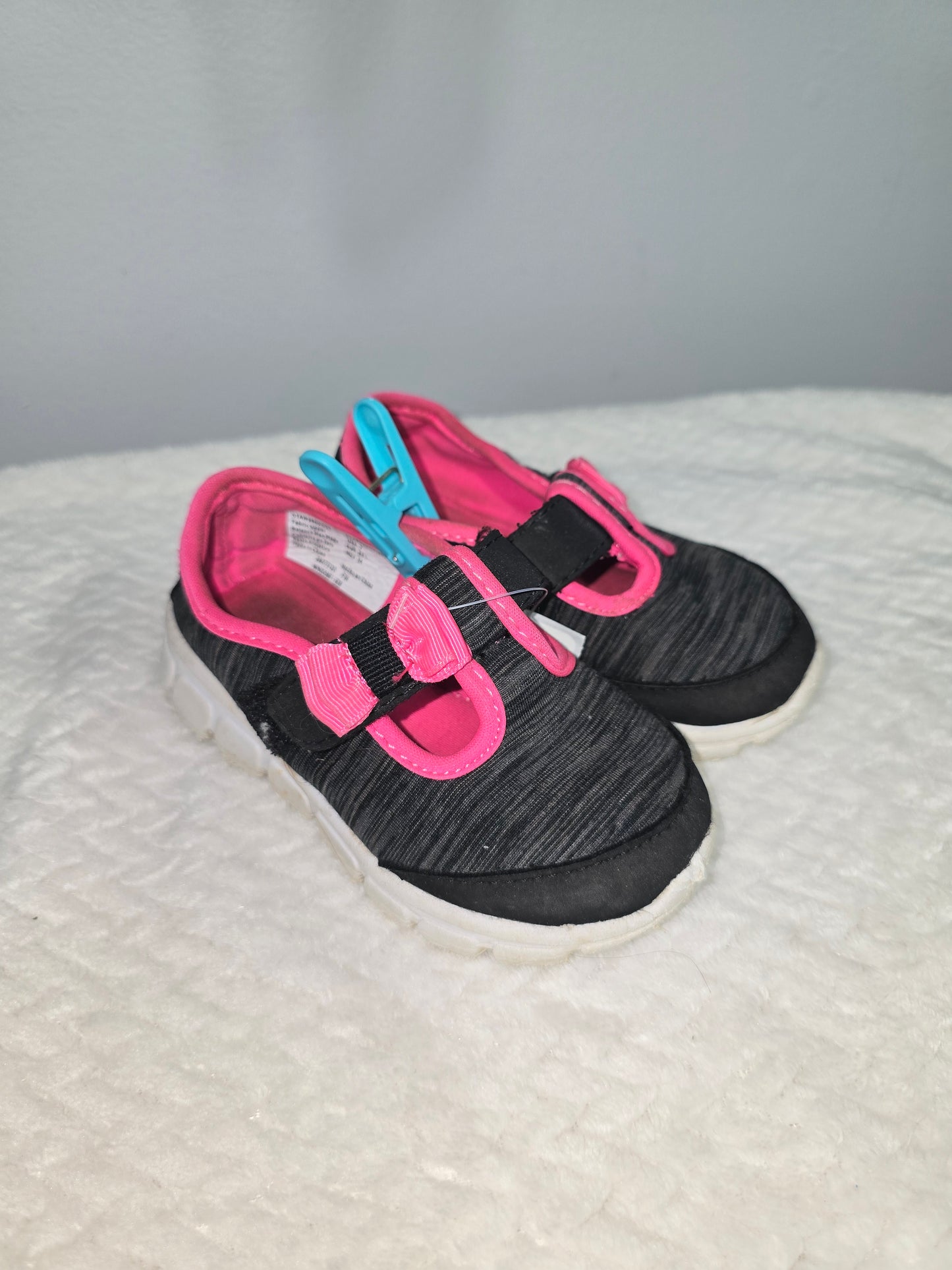 Girl size 7