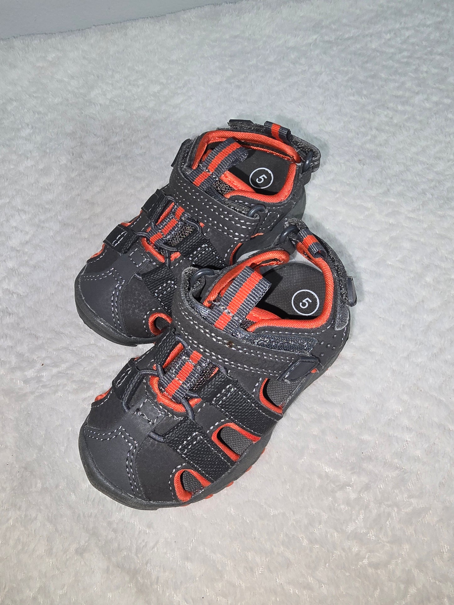 Boy size 5