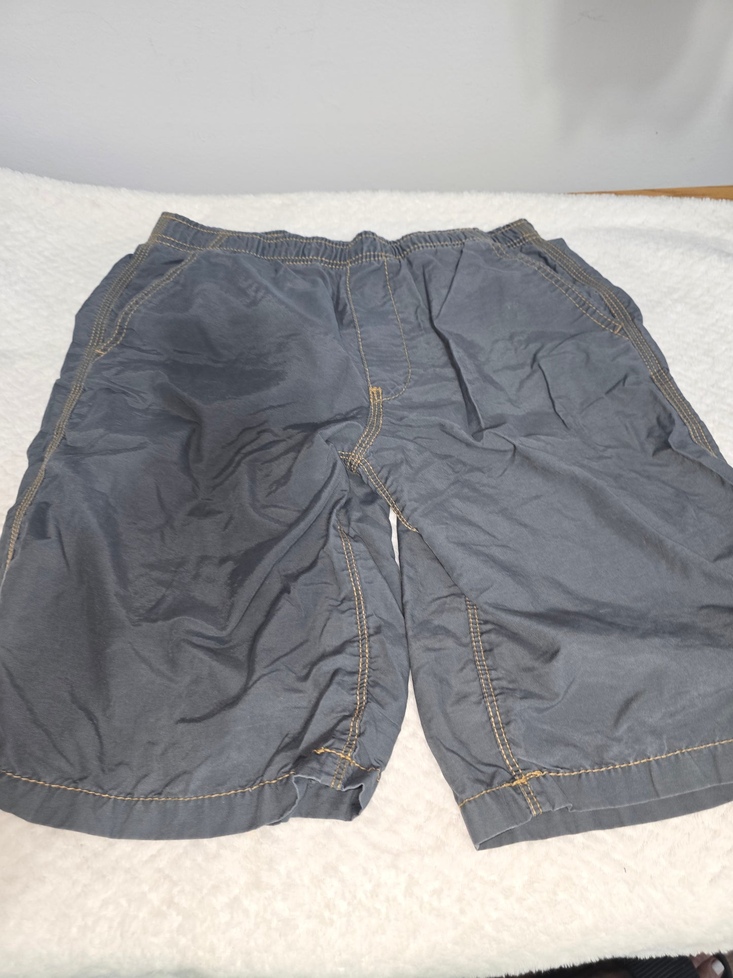 Boy size 10