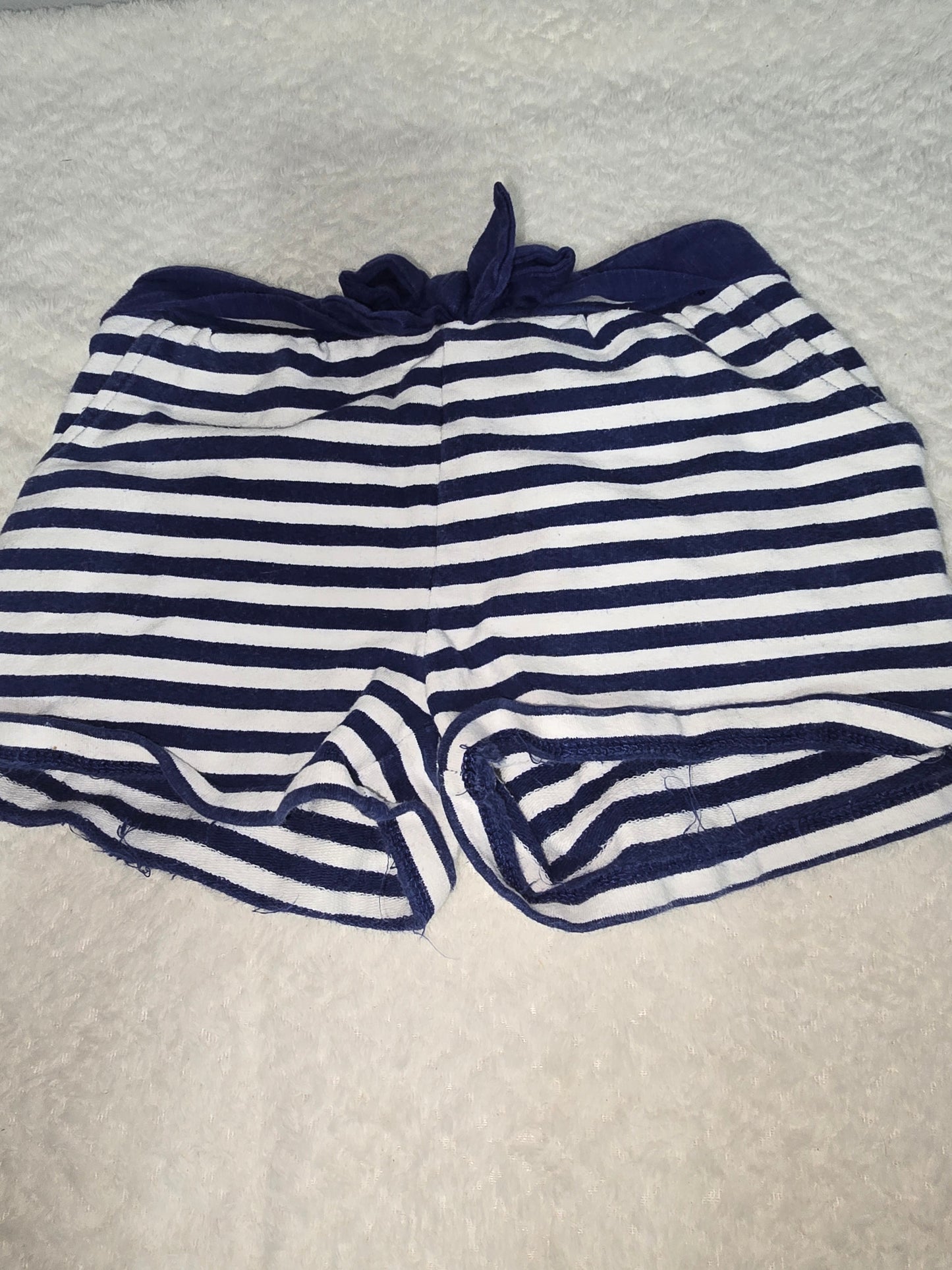 Girl size 6