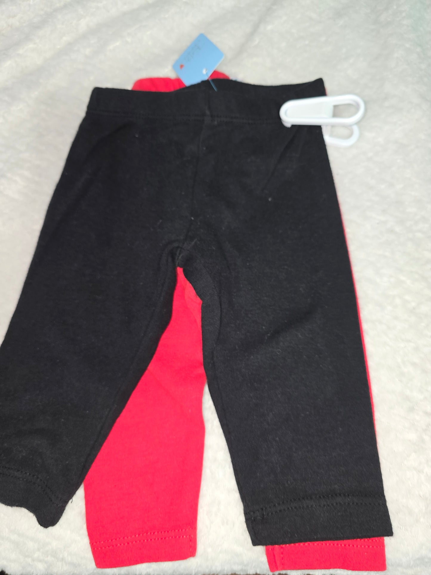 2 pair size 6m