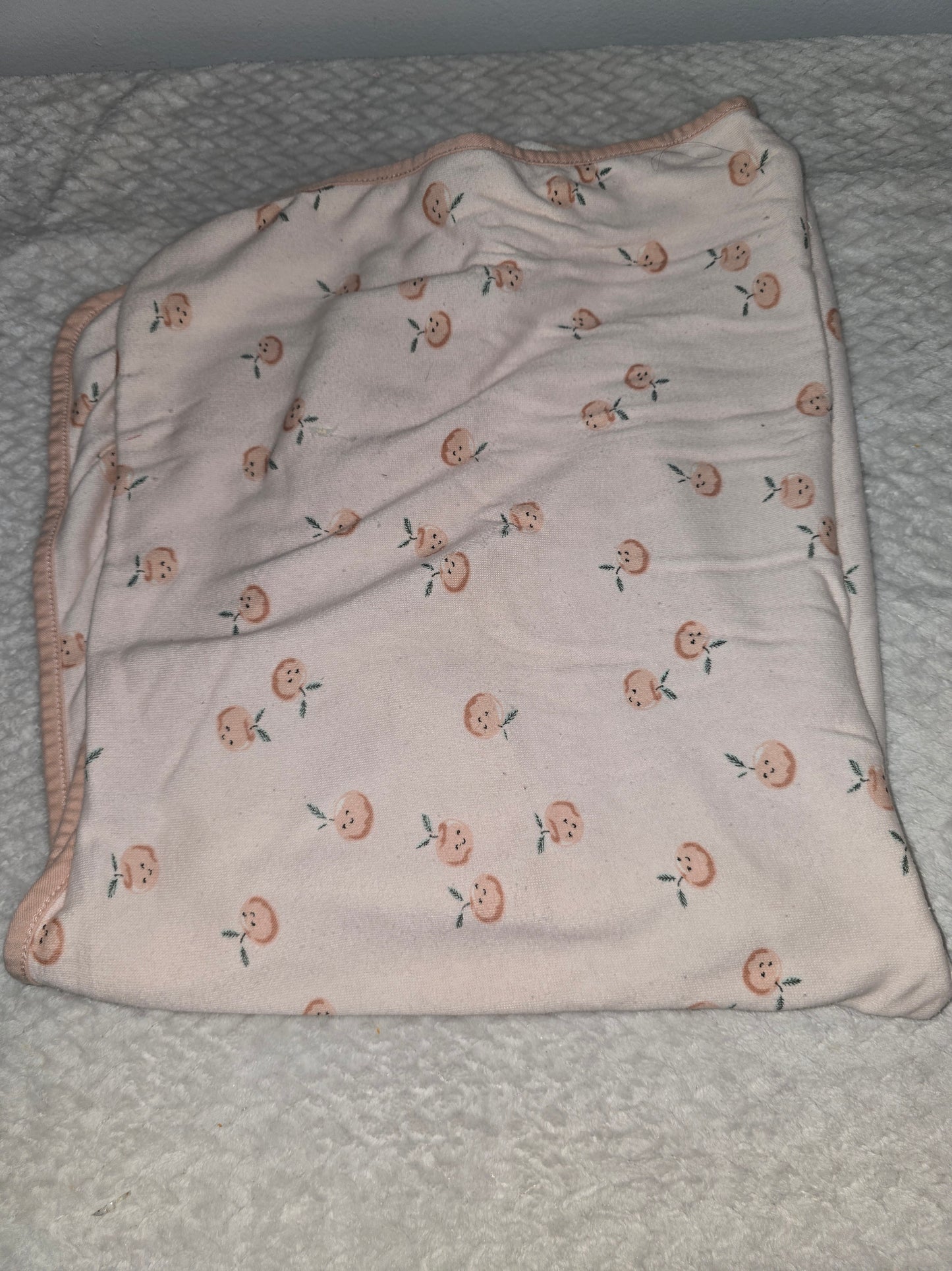 Pink w/cherries bath towel