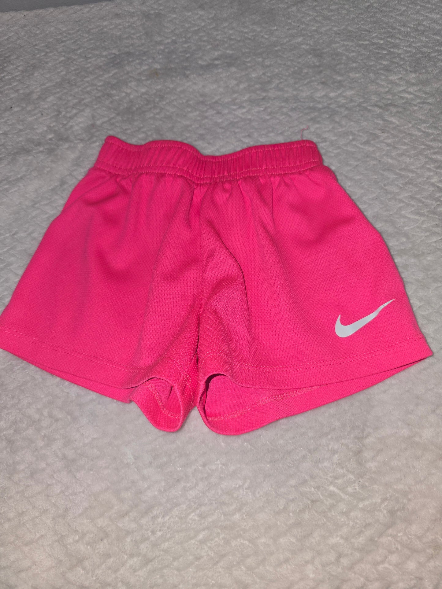 Girl nike shorts 4t