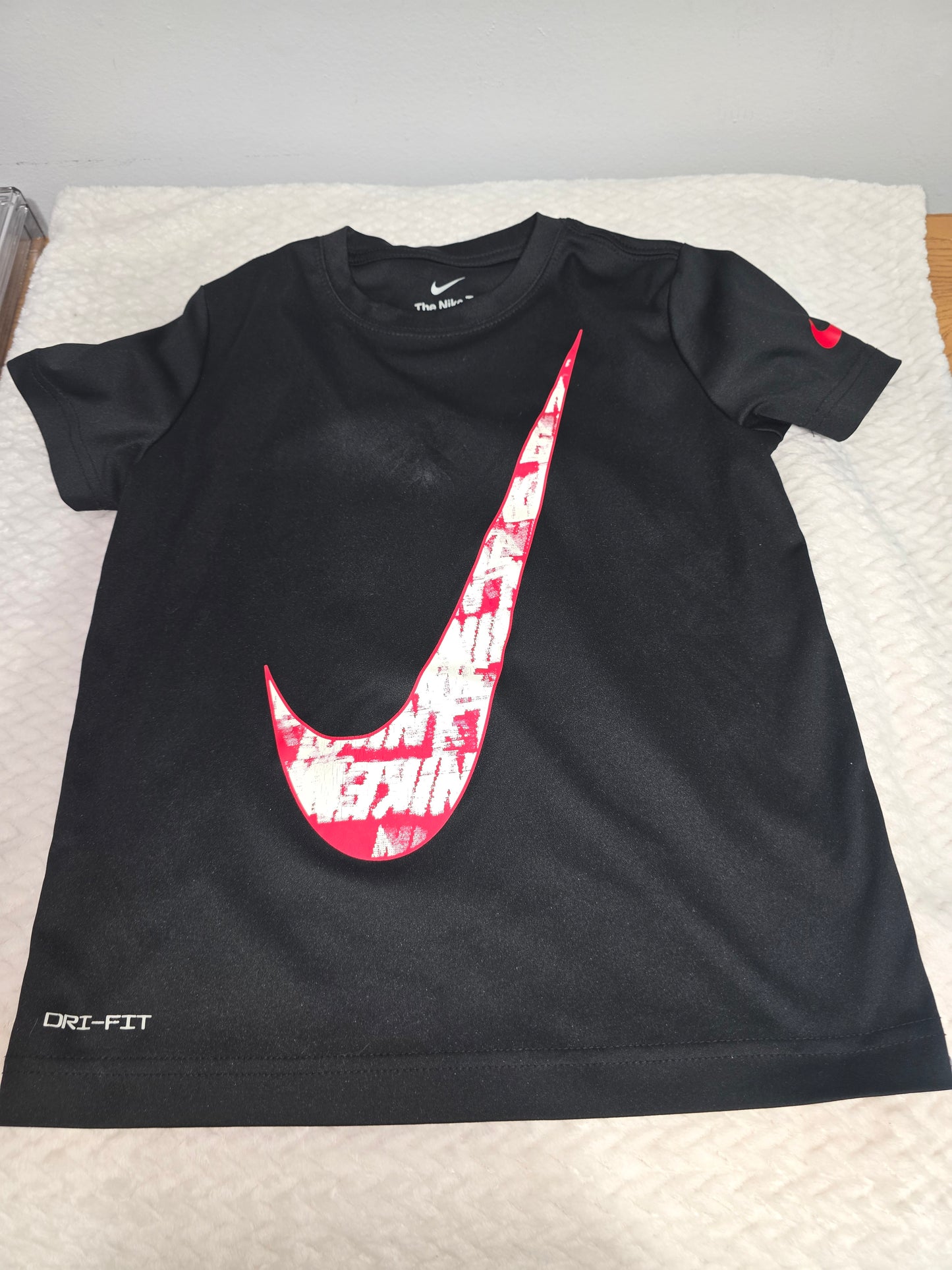 Boy shirt size 7