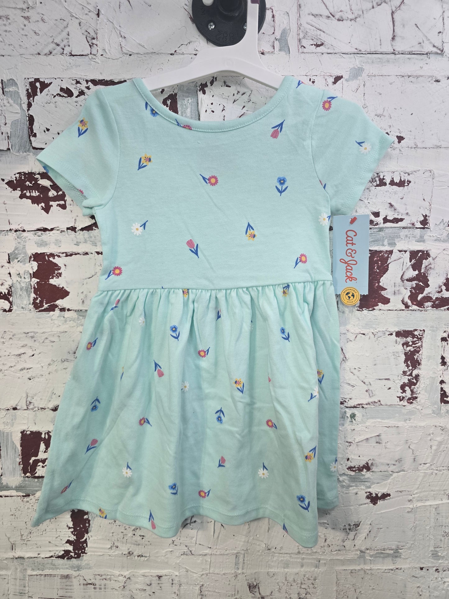 NEW size 3t