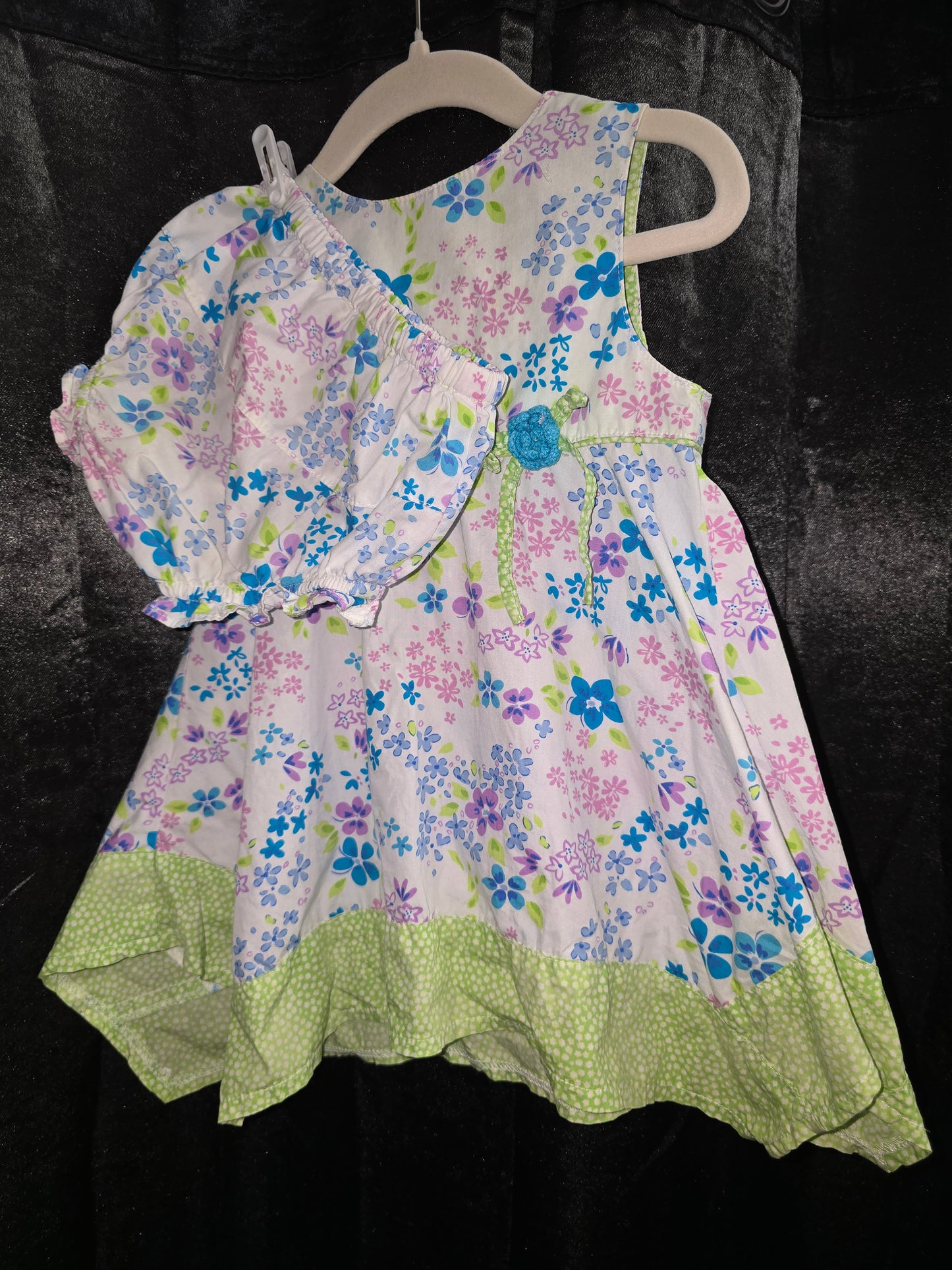 Girl dress size 24m
