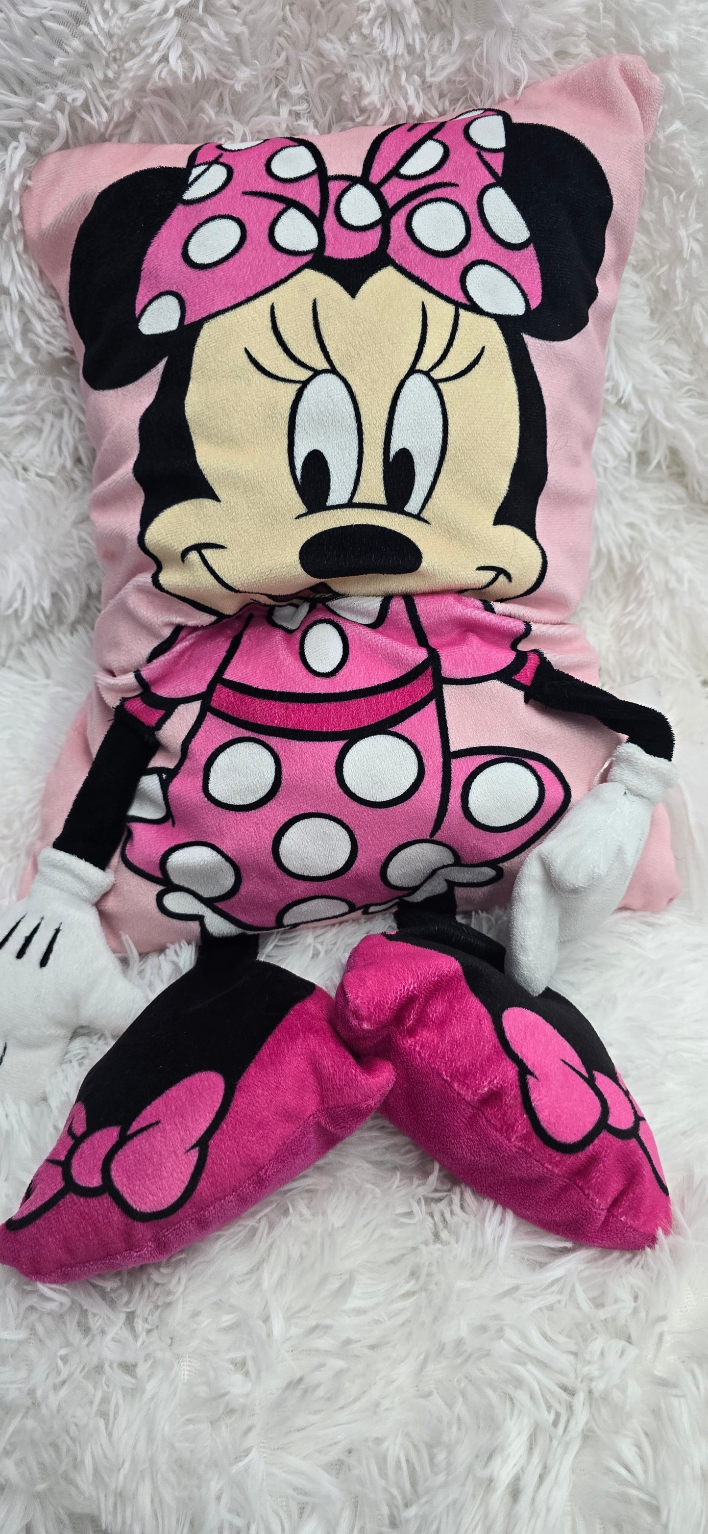 Minnie mouse pillow
