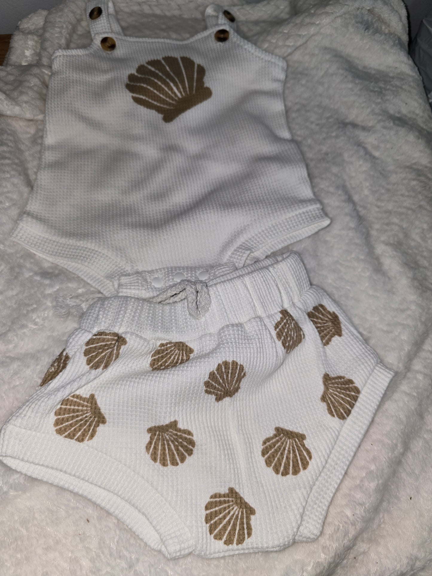 2 piece 3-6m