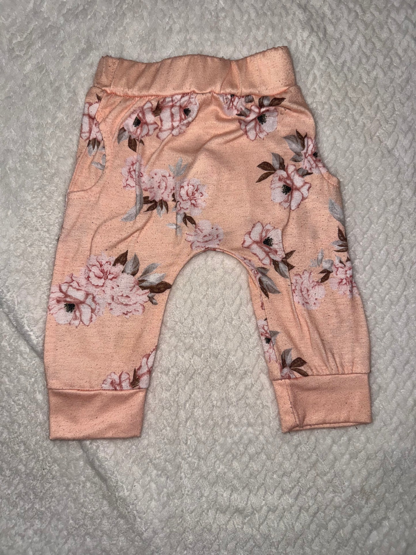 Girl Pants Size 6/9
