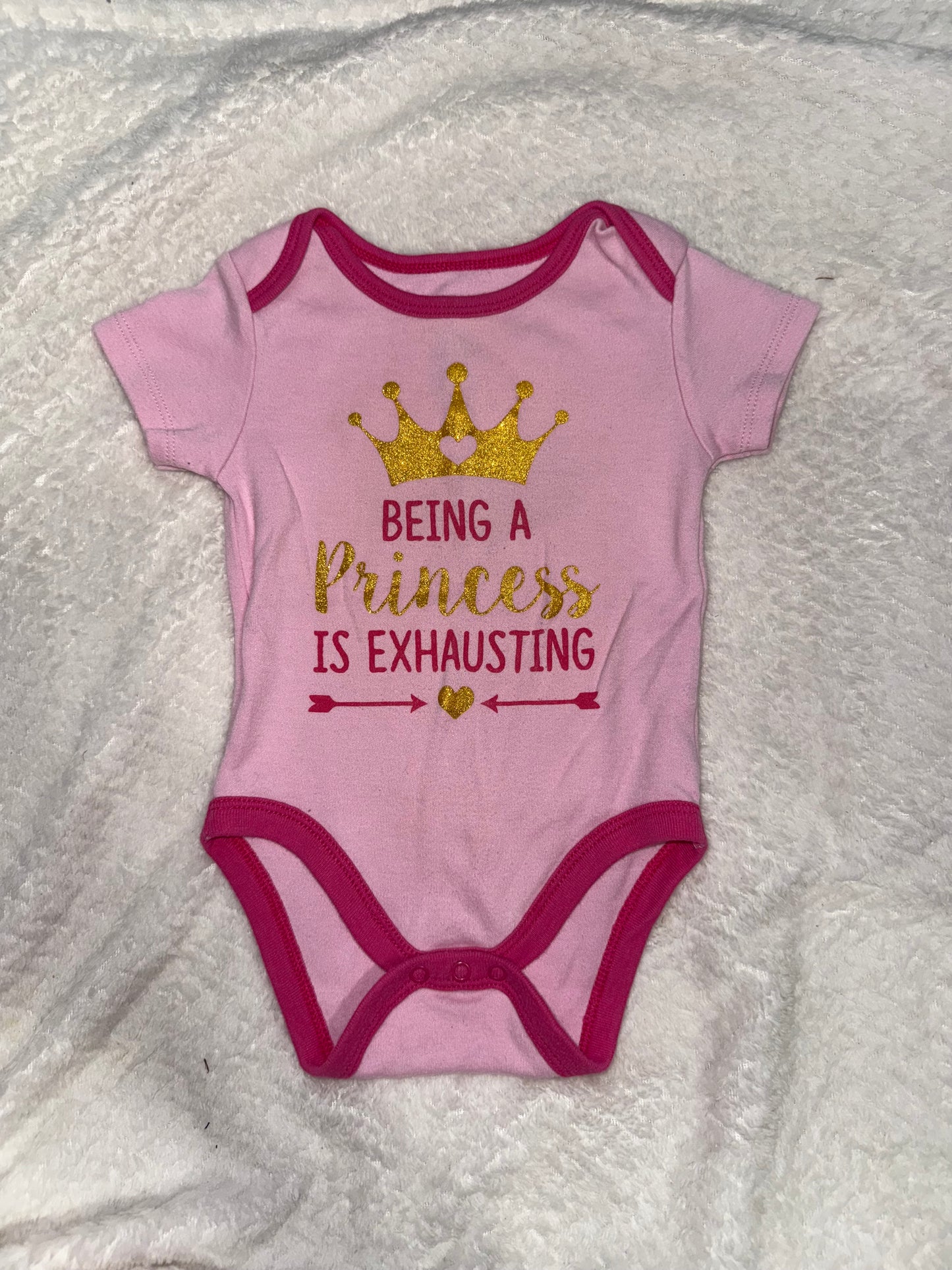Onesie 6/9m