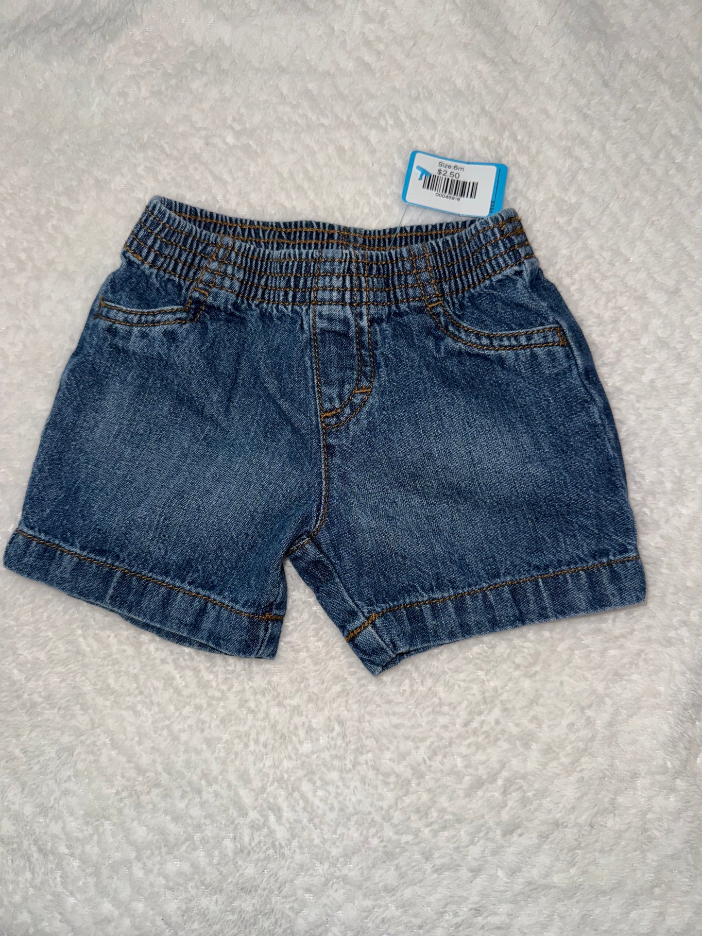 Boys shorts 6m