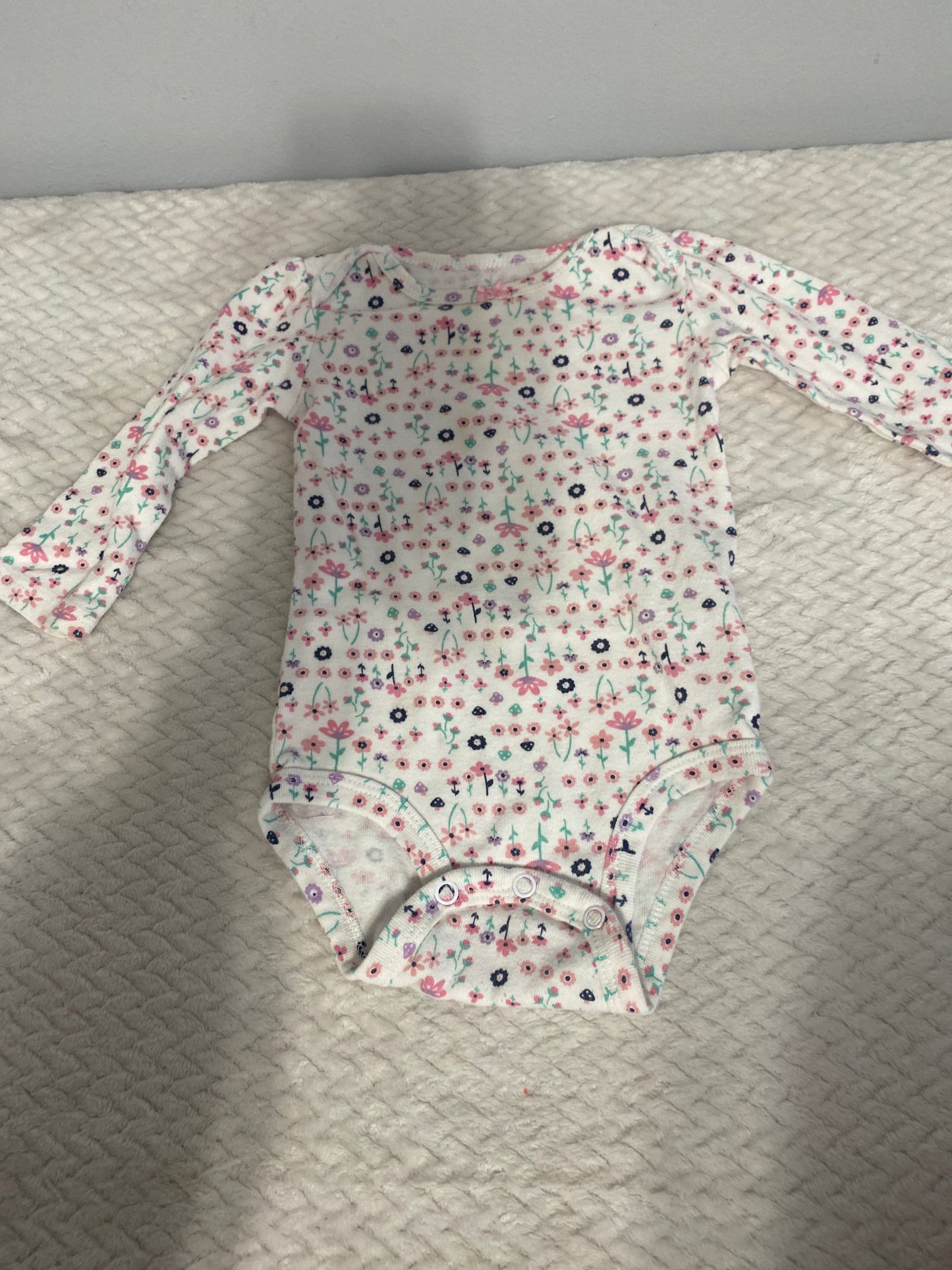 Flower onsie 6-9m