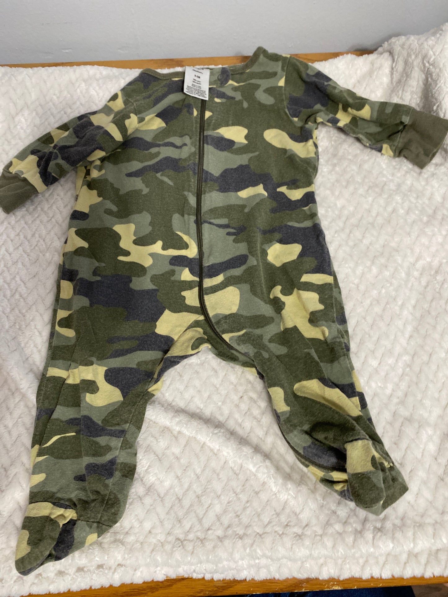 Camo sleeper 0-3m