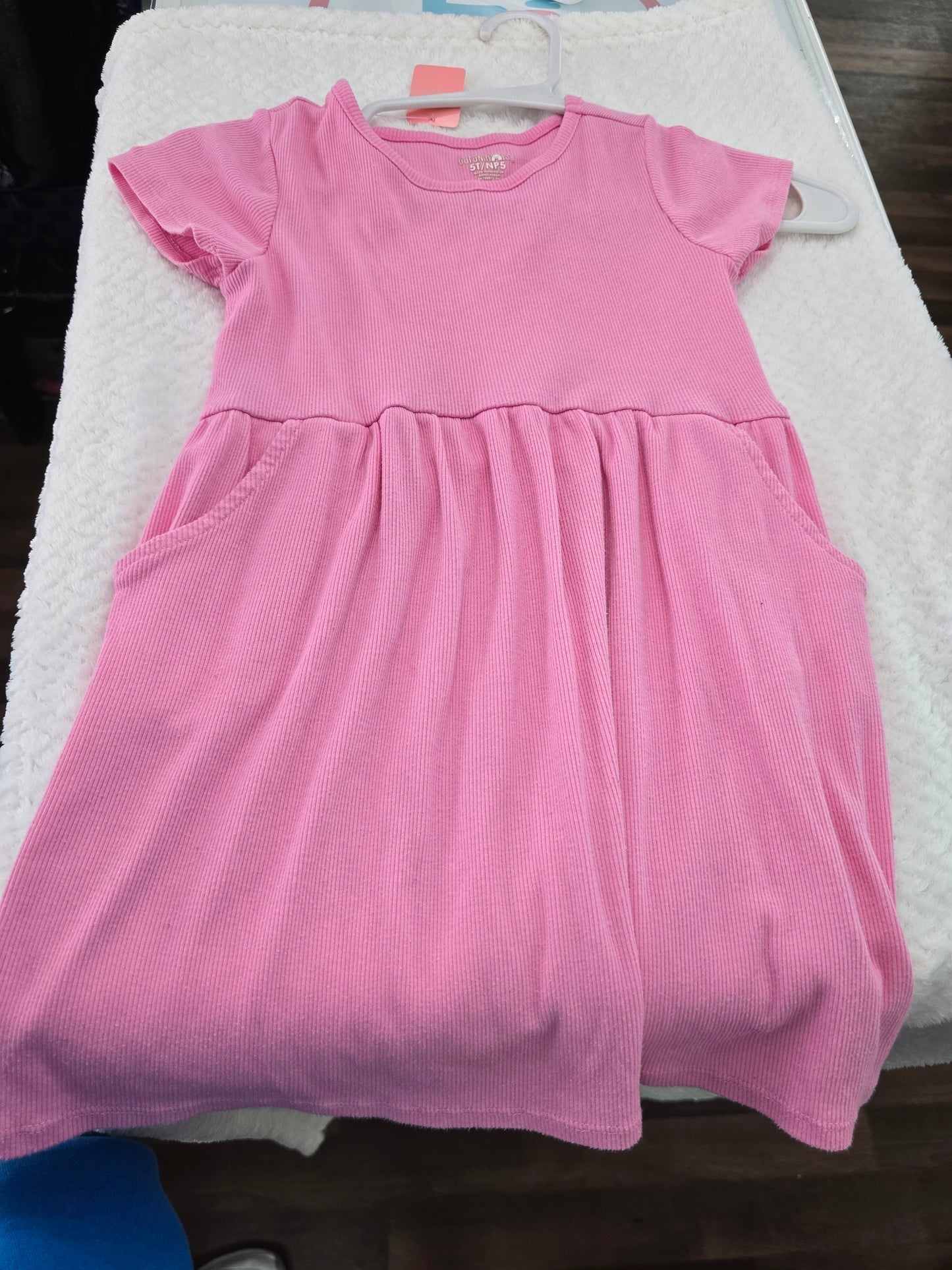 Girl size 5