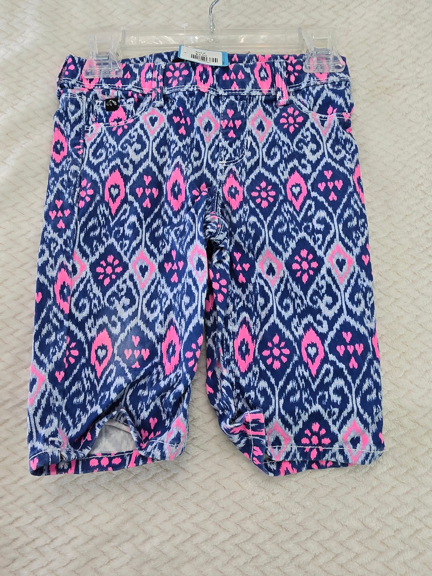 Girl size 6