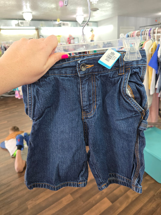 Boy size 6