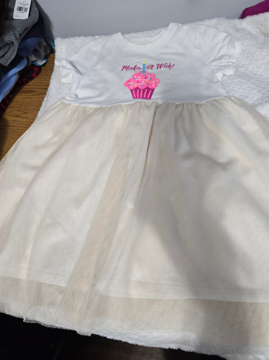 Girl size 5