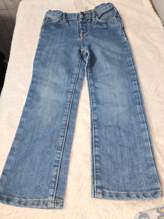 Girl size 5