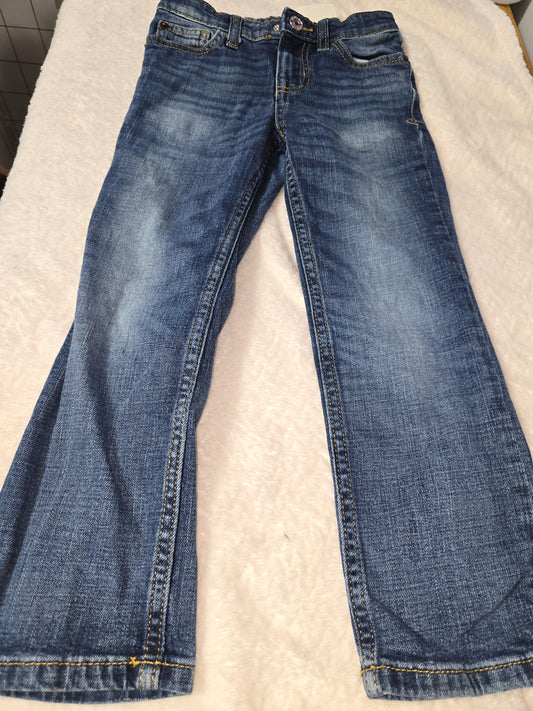 Girl size 5