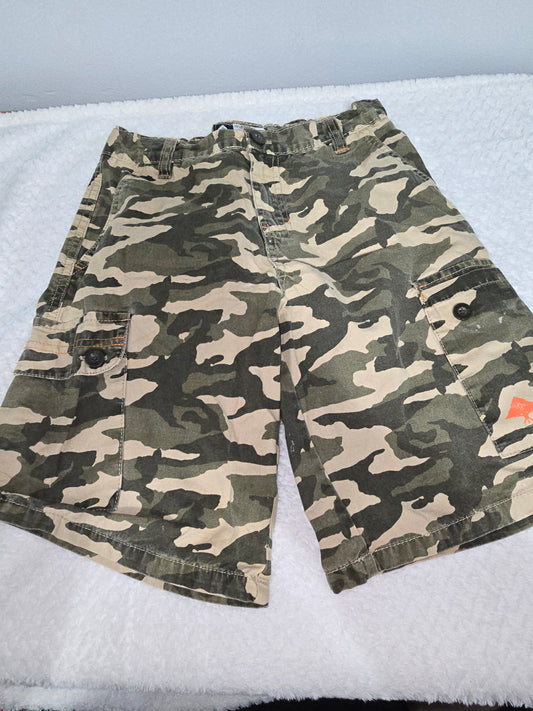 Boy size 12