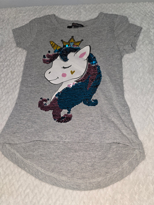 Girl size 4