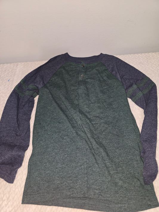 Boy 7/8