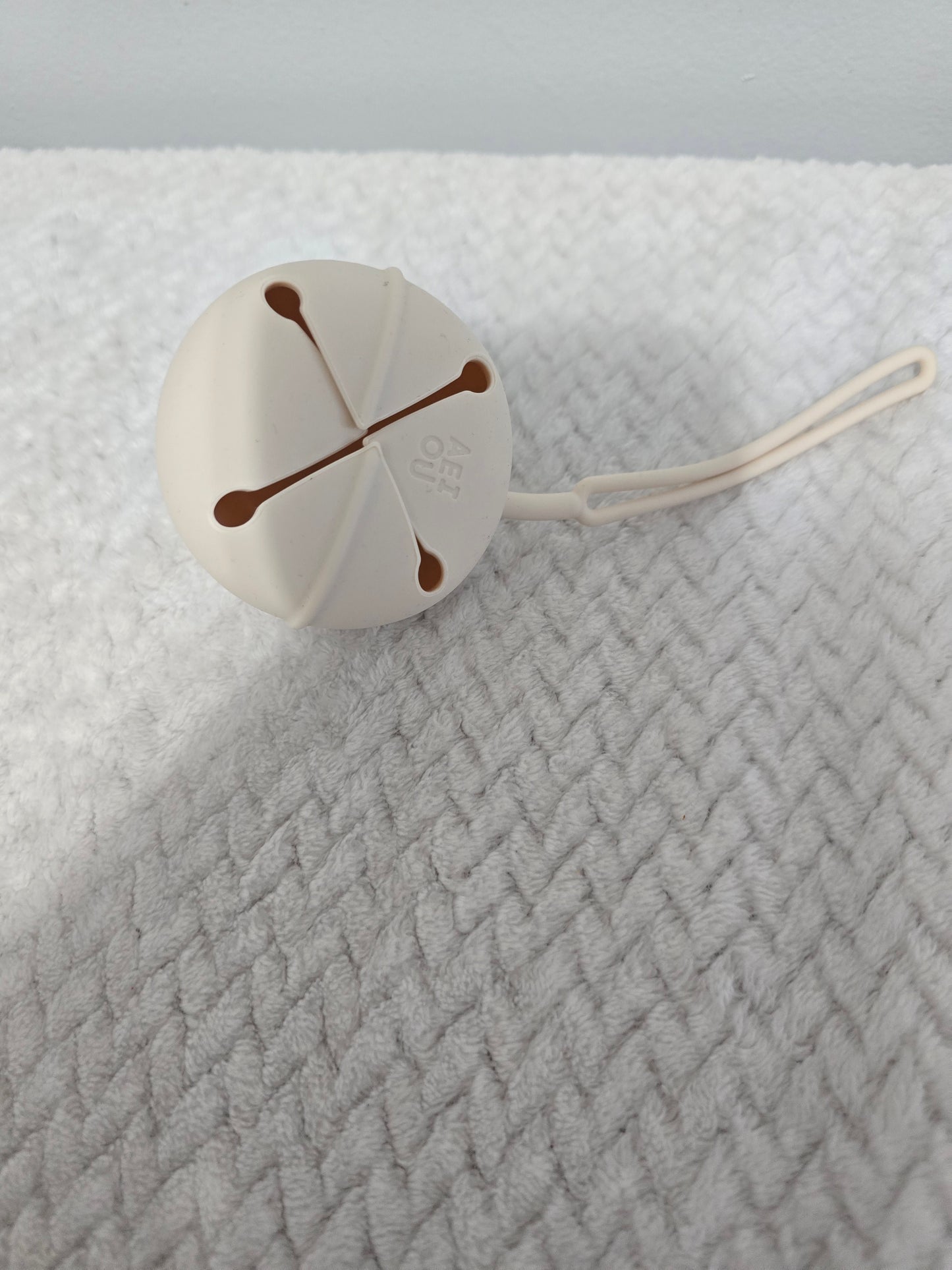 Silicone paci holder