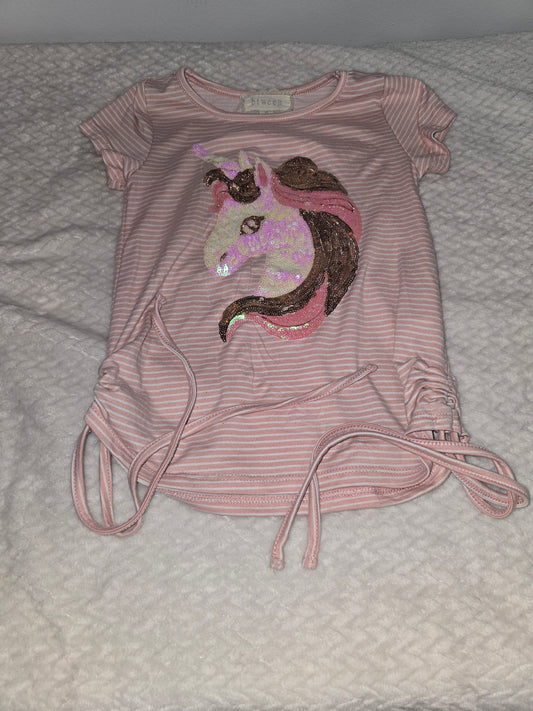 Girl size 4