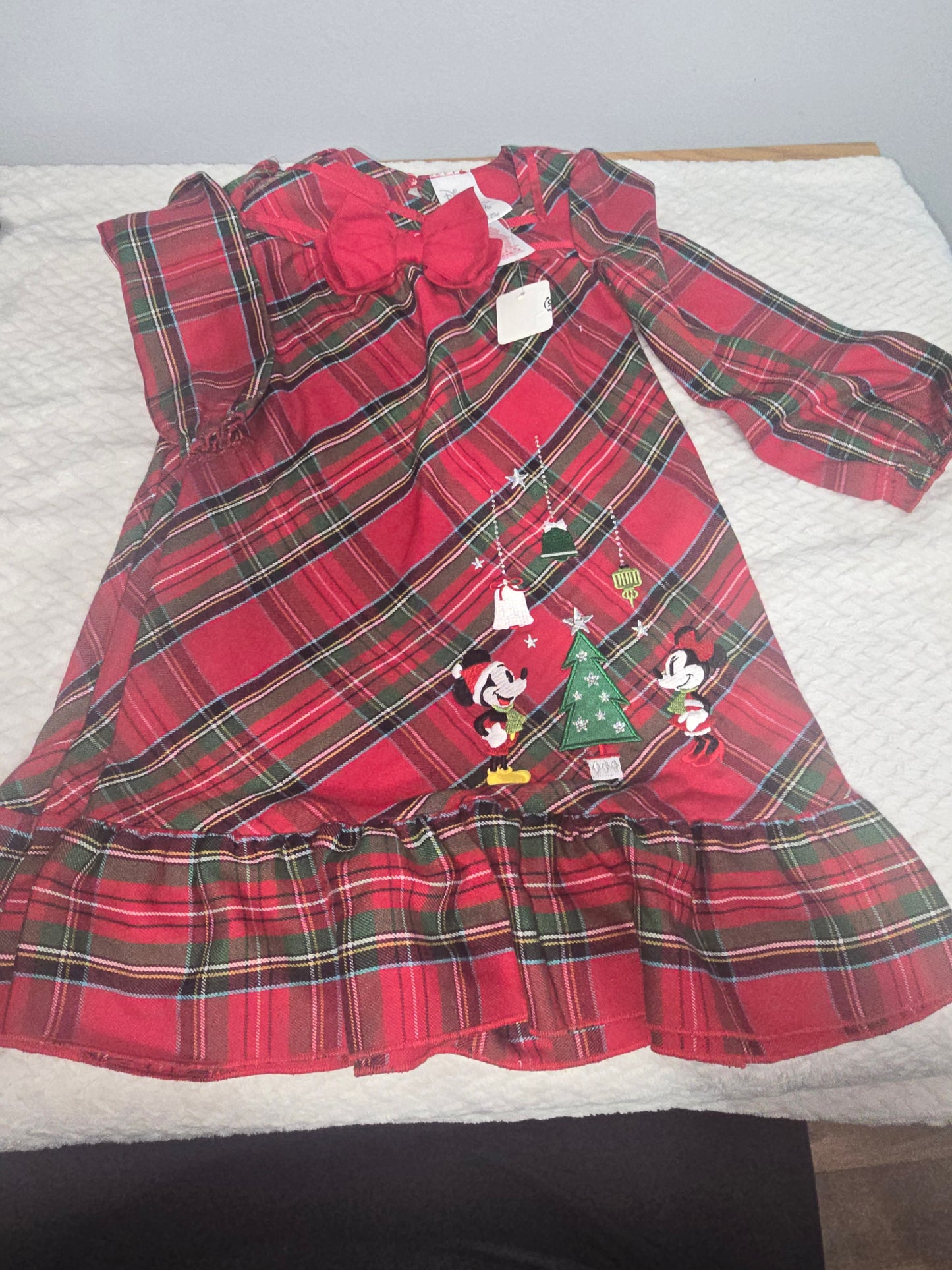 Dress 3t