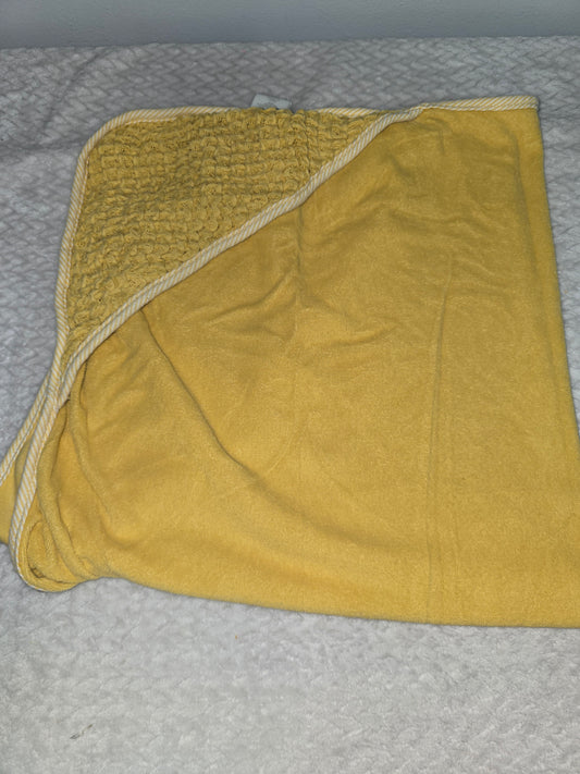 Yellow bath towel