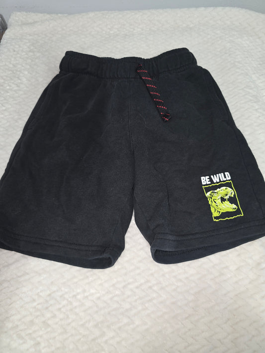 Boy shorts size 7