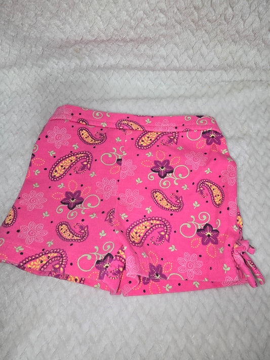 Girl shorts 3-6m