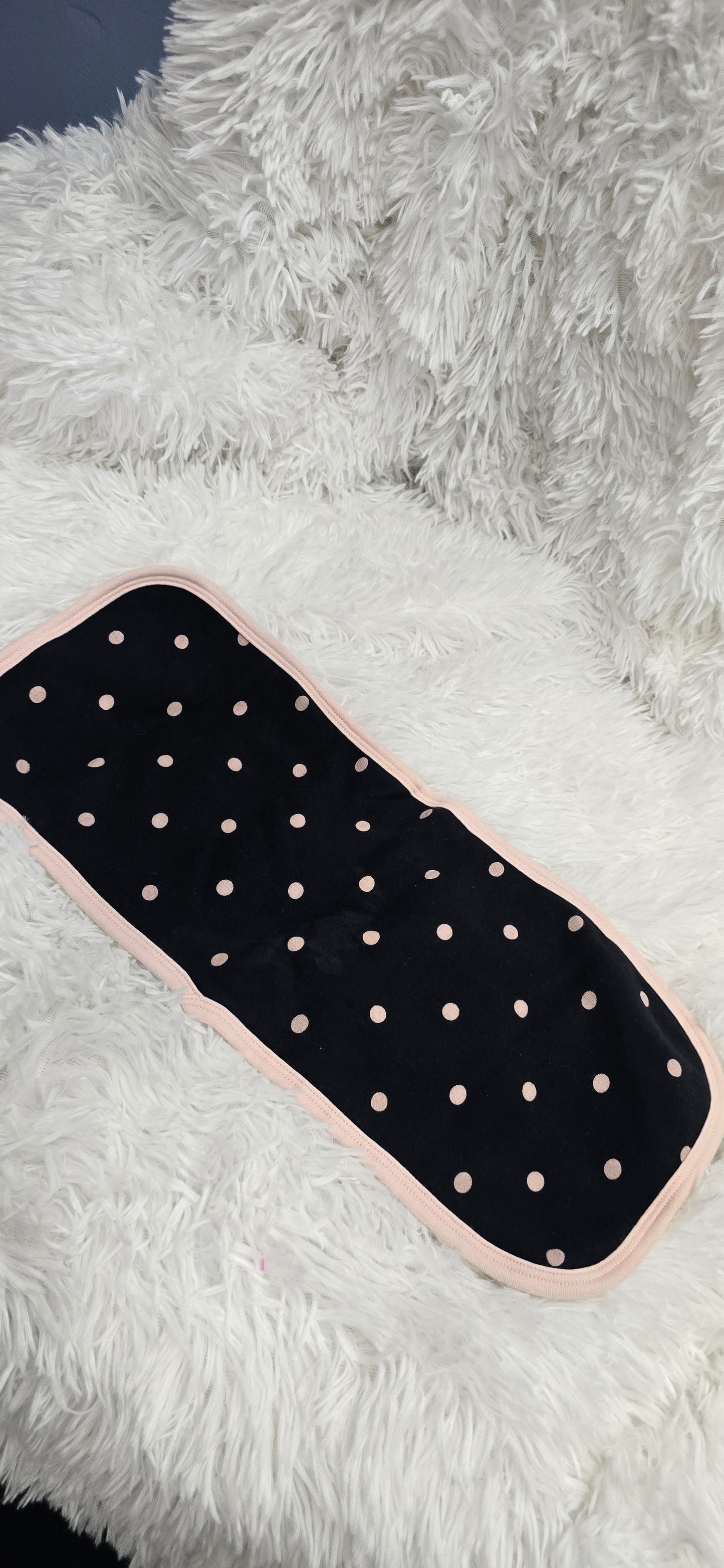 Polka dot burp cloth