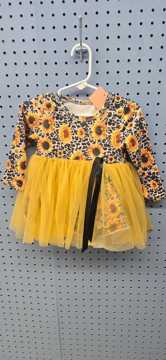 Sunflower dress 0-3m