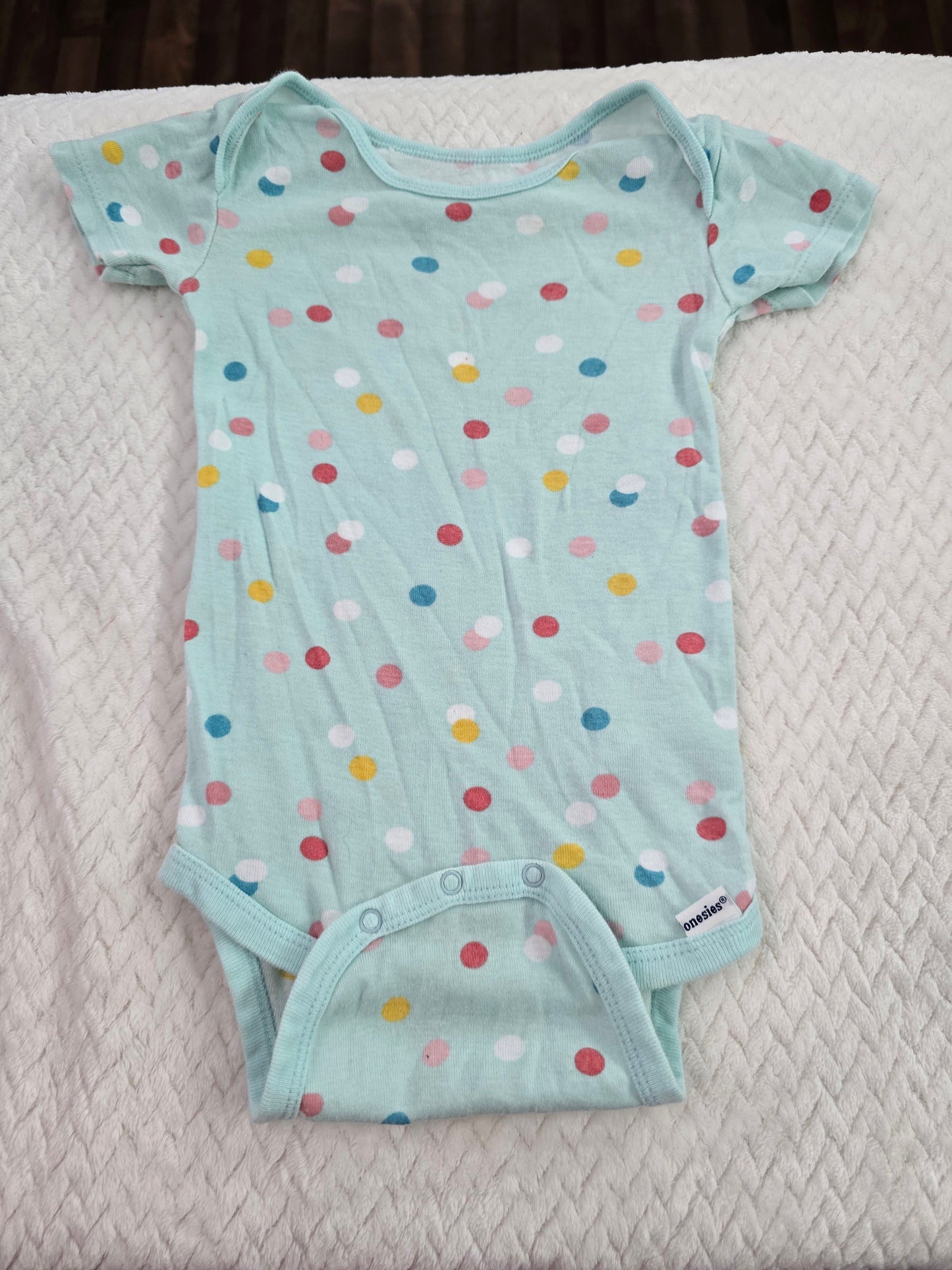 Girl size 12m