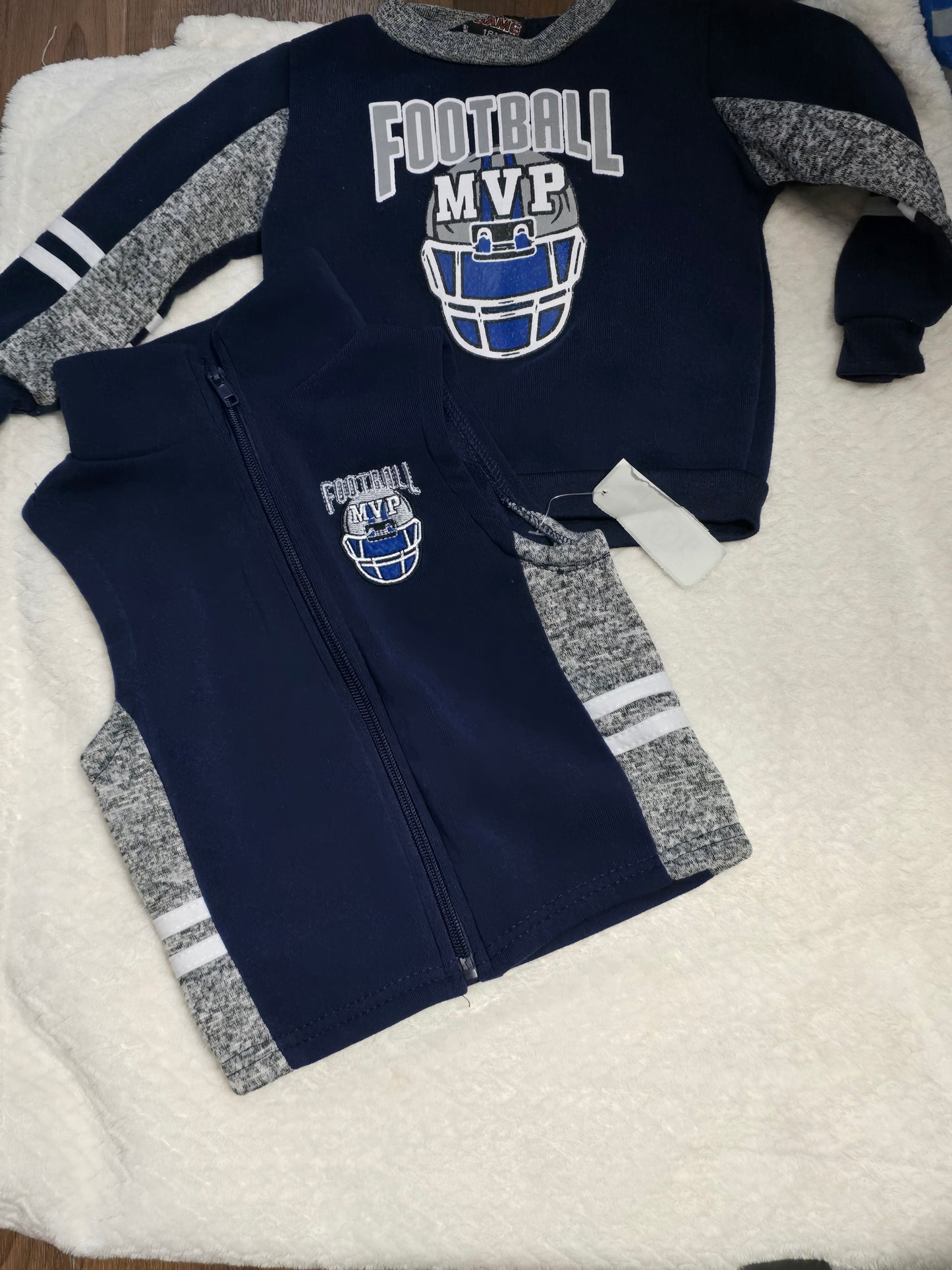 Boy size 18m 2 piece