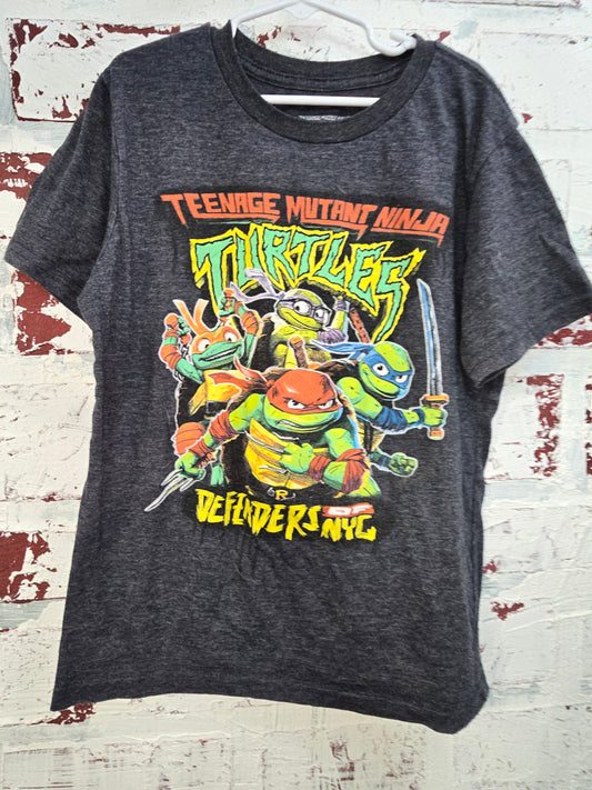 Boy size medium