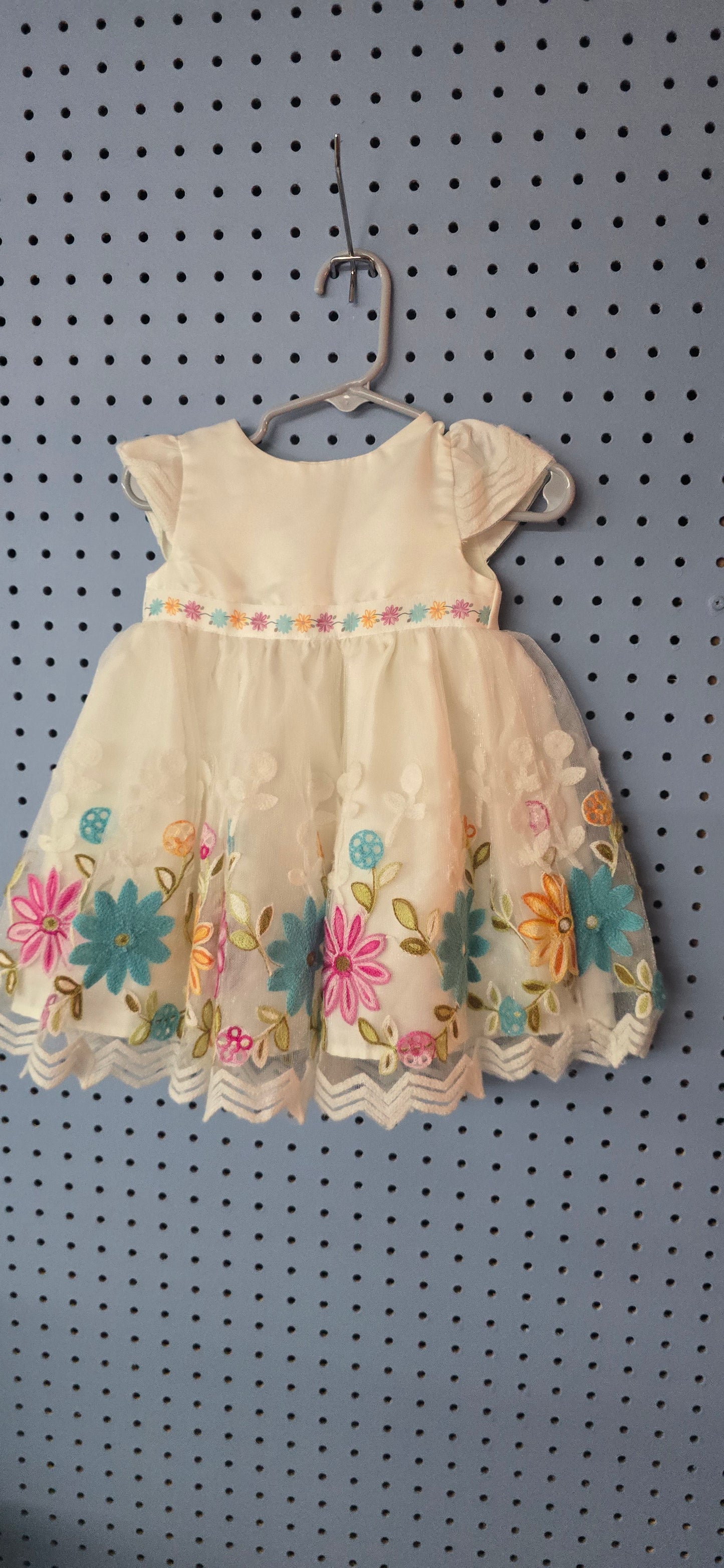 Dress 6-9m