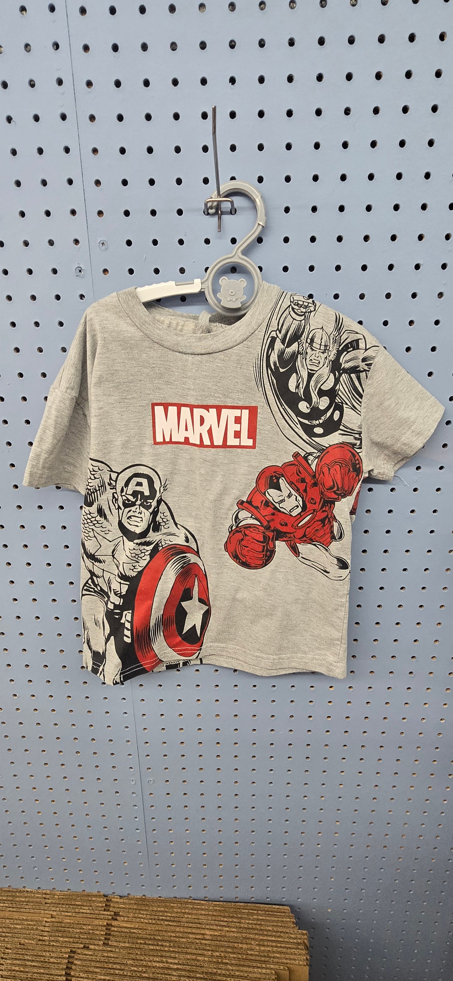 2 piece marvel outfit size 5