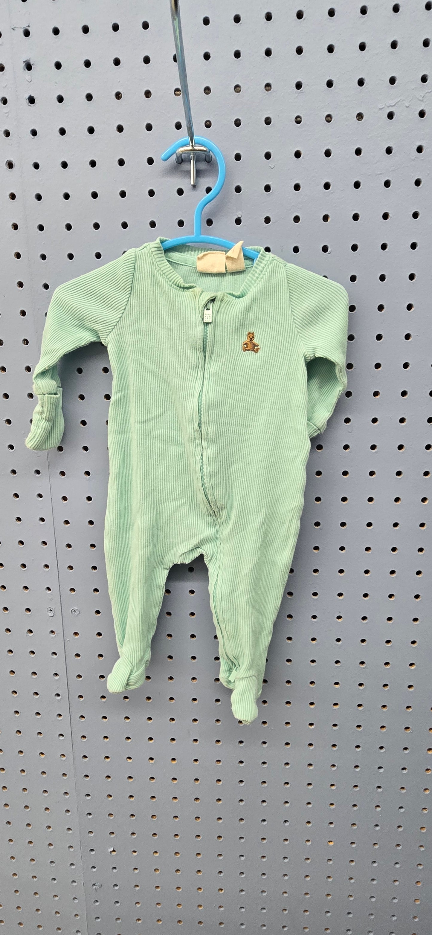 Sleeper newborn