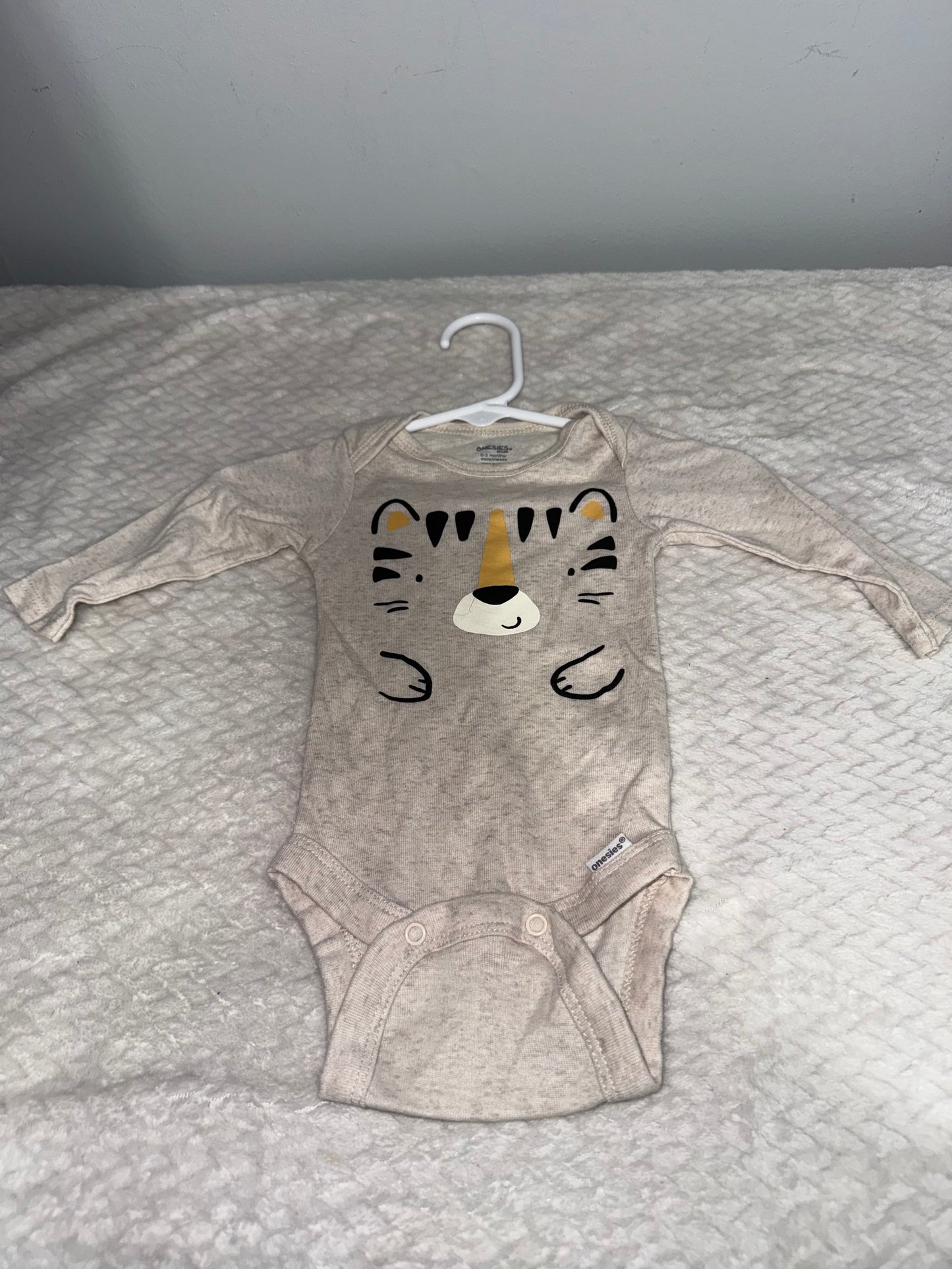 Onesie 0/3