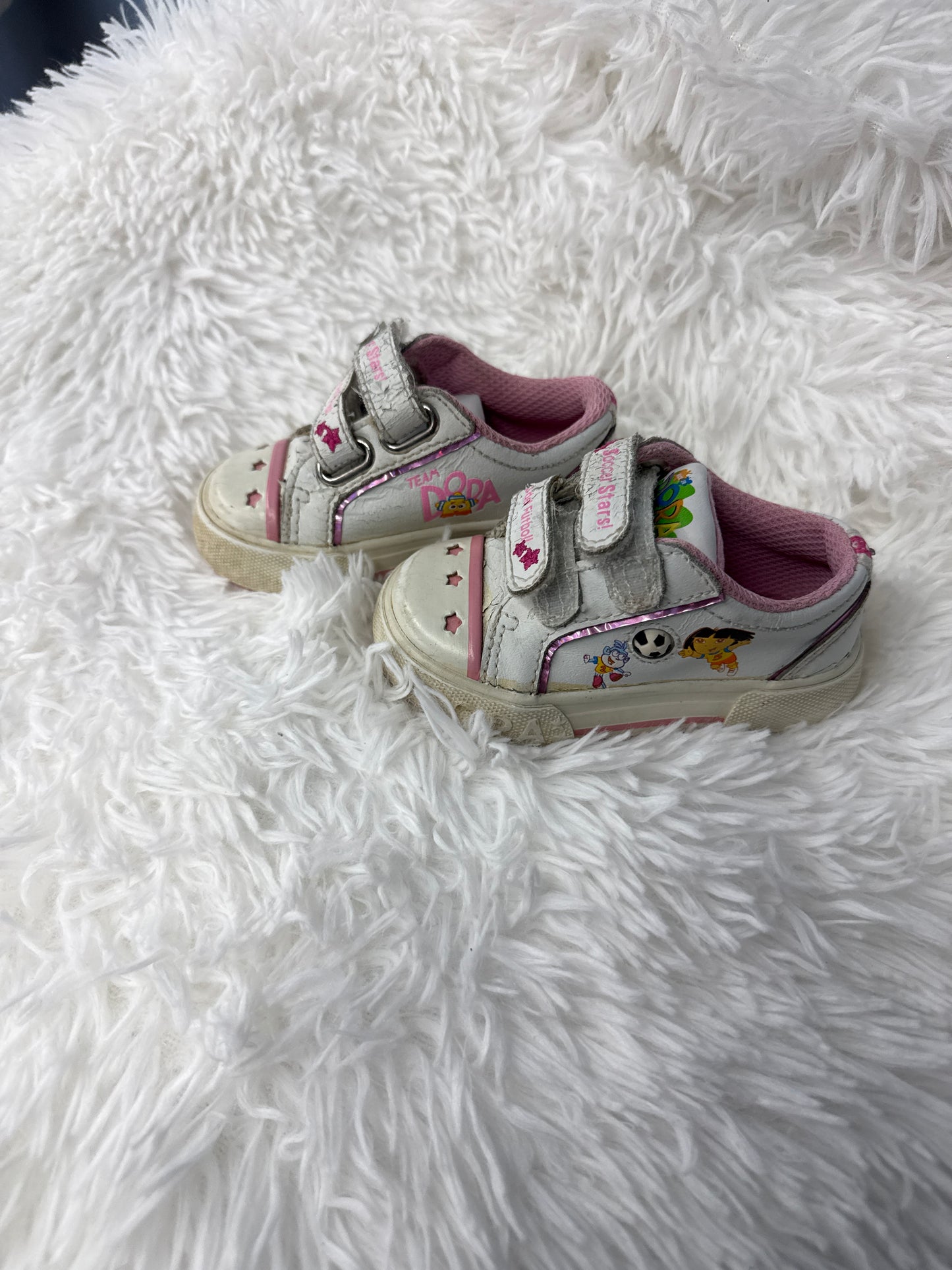 Dora 4