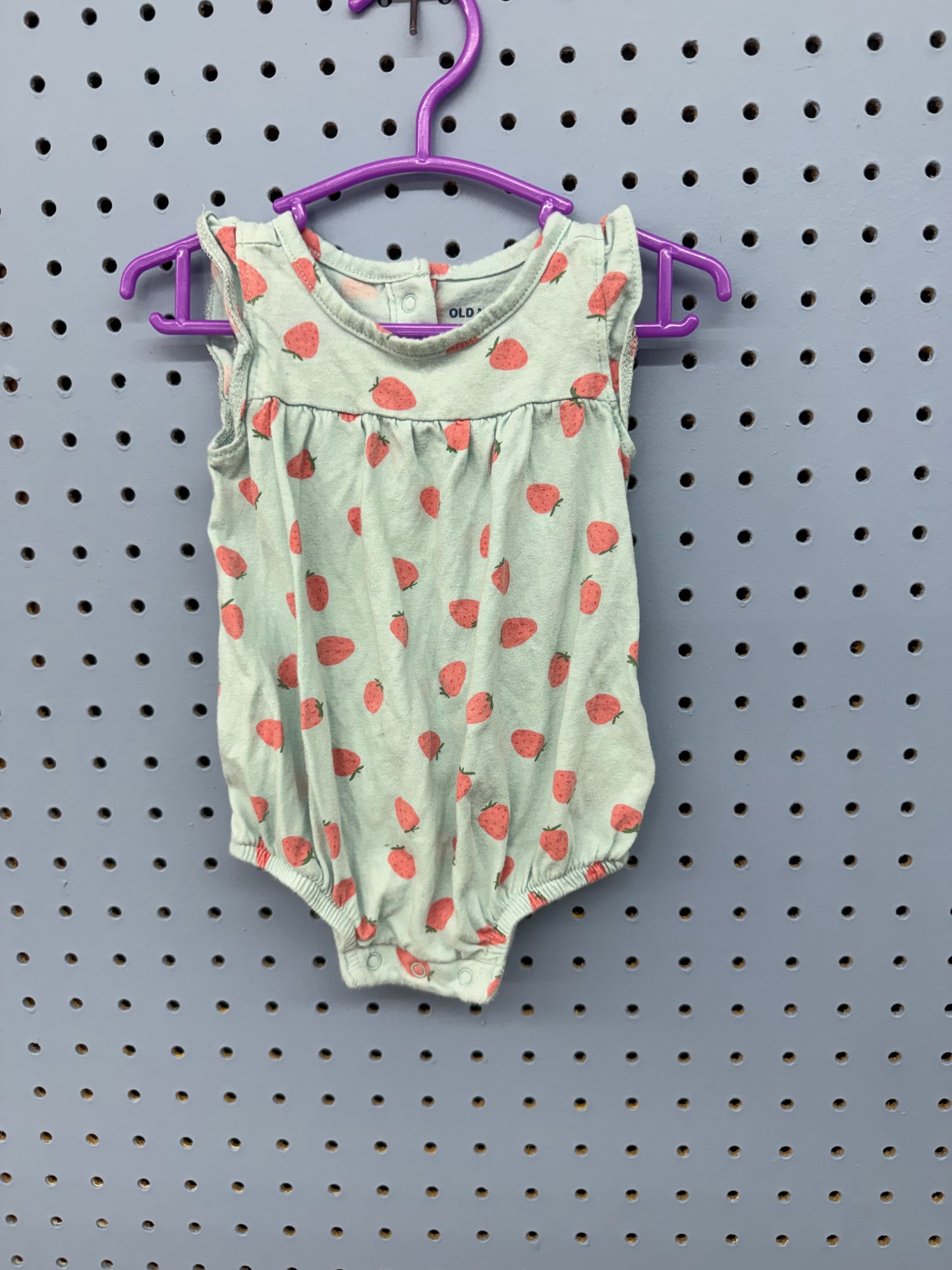 Strawberry Onesie 0/3