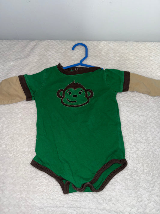 Onesie 3/6m