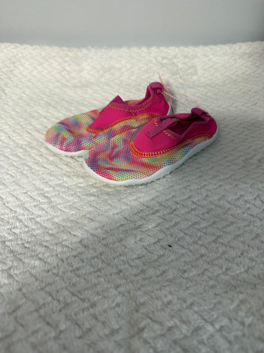 Swim Shoes 7/8