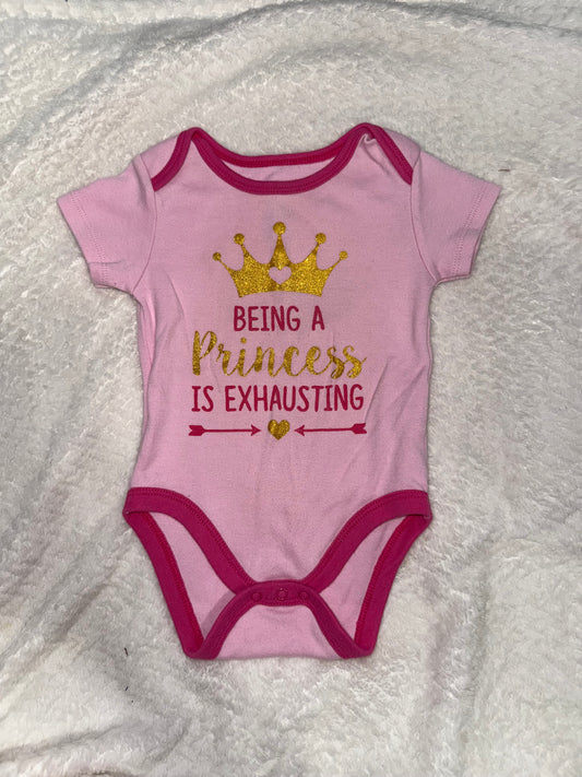 Onesie 6/9m